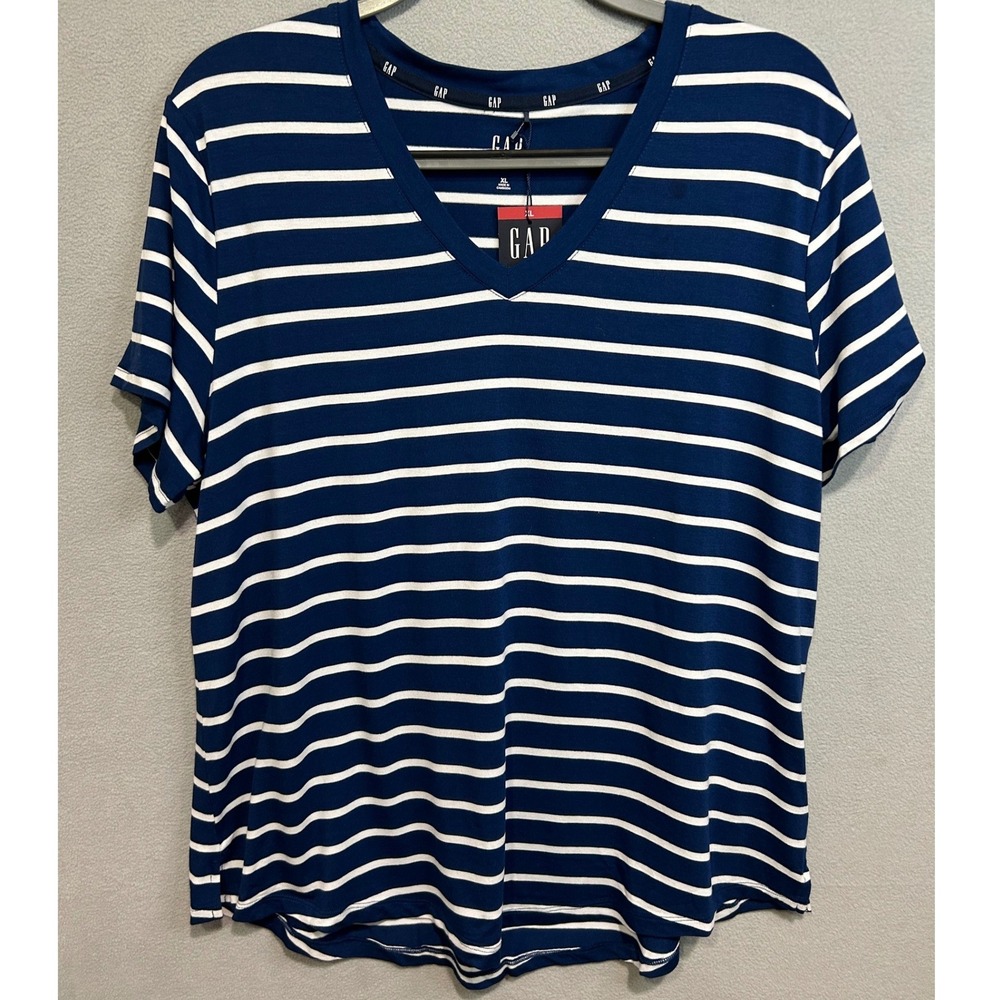 GAP V-Neck Tee Women XL‎ Navy Blue Striped Short Sleeve Casual Nautical T-Shirt